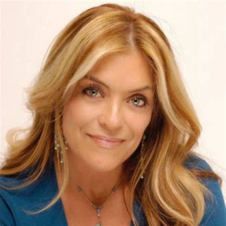 Lydia Cornell - Bio, Age, Wiki, Facts and Family