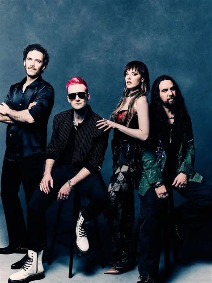 Lzzy Hale - Bio, Age, Wiki, Facts and Family