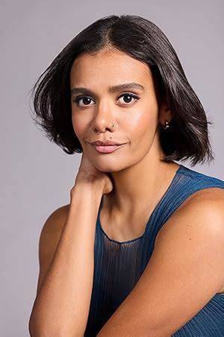 Madeleine Madden - Bio, Age, Wiki, Facts and Family