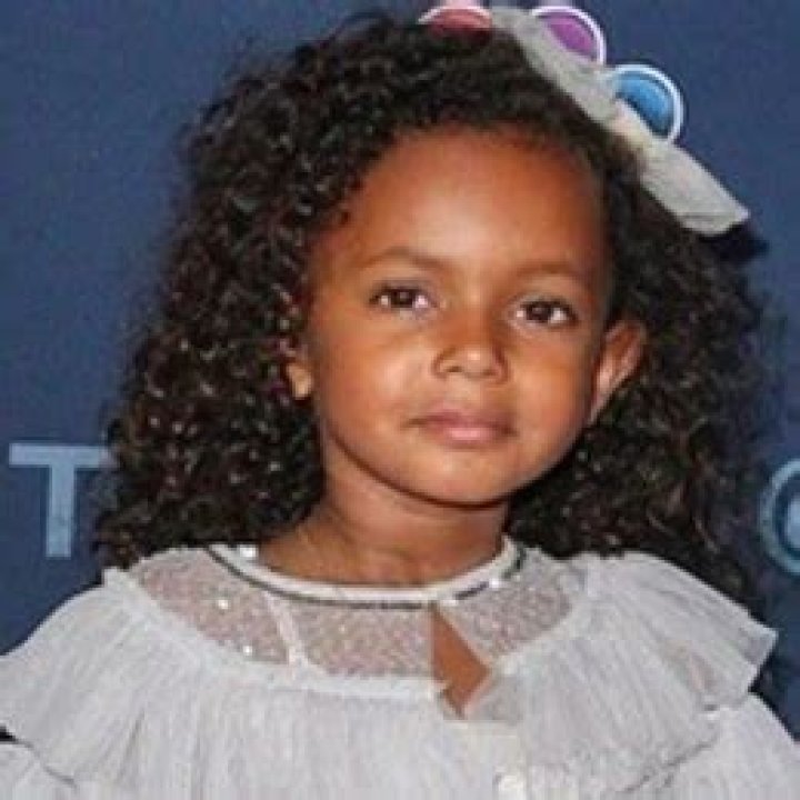 Madison Brown Belafonte - Bio, Age, Wiki, Facts and Family