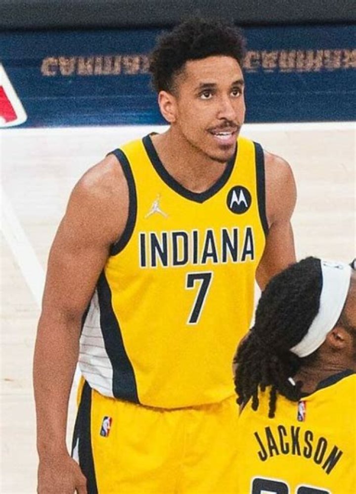 Malcolm Brogdon - Bio, Age, height, Wiki, Facts and Family