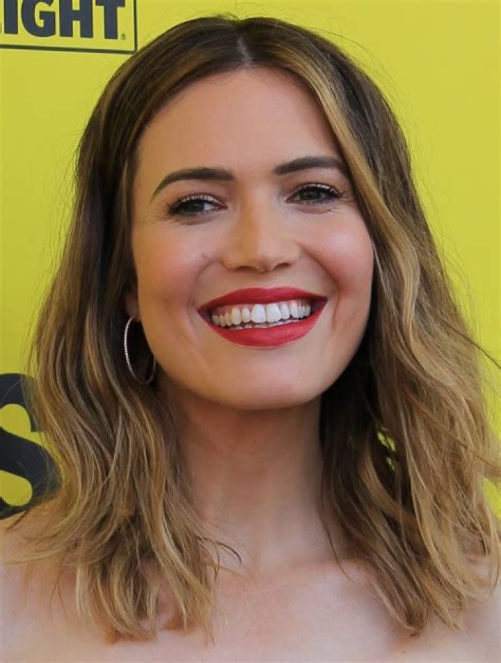 Mandy Moore - Bio, Age, Wiki, Facts and Family
