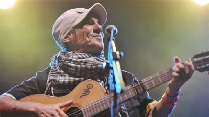 Manu Chao - Bio, Age, net worth, height, Wiki, Facts and Family