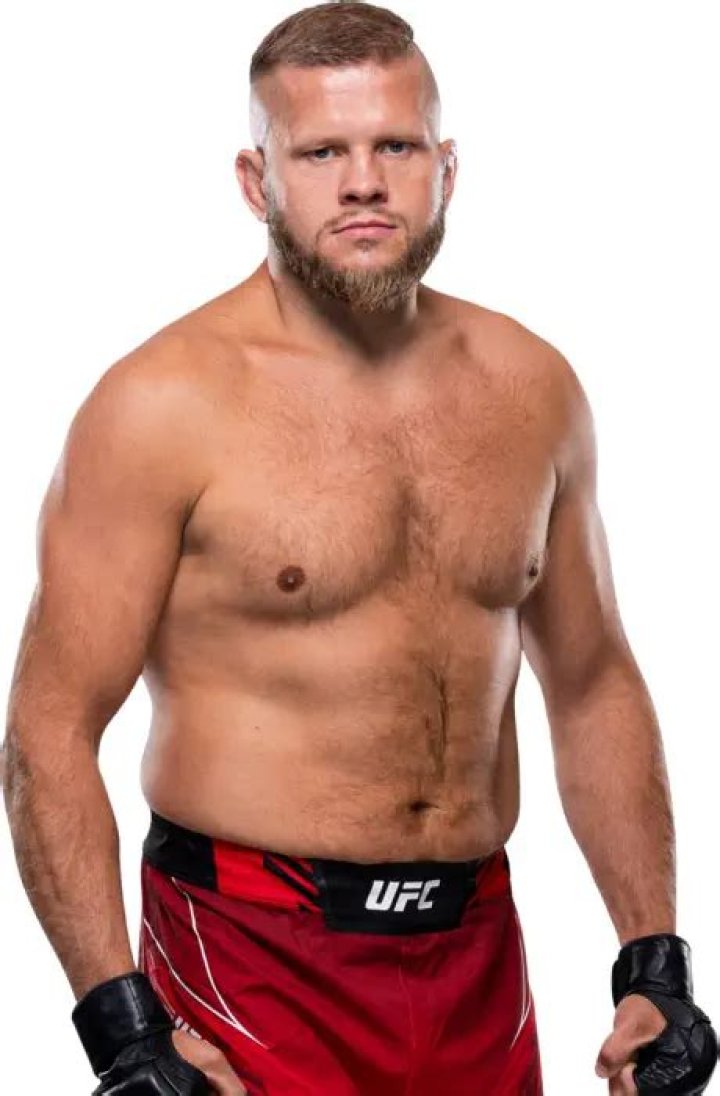 Marcin Tybura - Bio, Age, weight, height, Wiki, Facts and Family