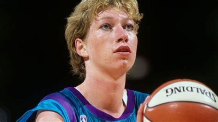 Margo Dydek: Basketball Player Detailed Bio, Age, Birthday, & Height Insights and more