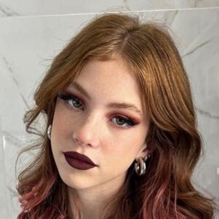 Maria Victoria: Instagram Star Detailed Bio, Age, Birthday, & Height Insights and more