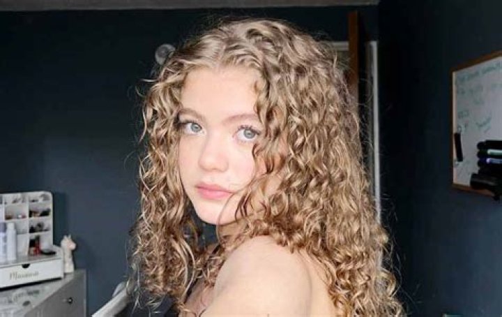Mariana Mozo: TV Actress Detailed Bio, Age, Birthday, & Height Insights and more