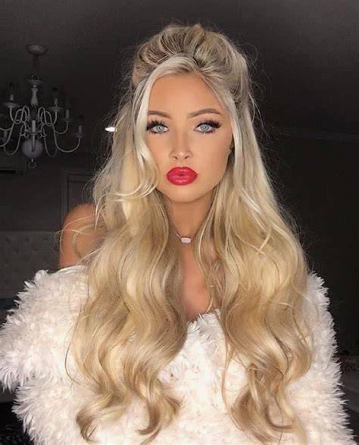 Marianna Rozmajzl - Bio, Age, Wiki, Facts and Family