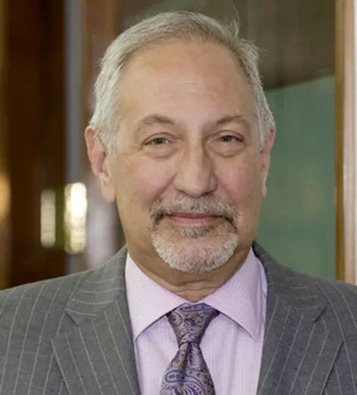 Mark Geragos - Bio, Age, net worth, Wiki, Facts and Family