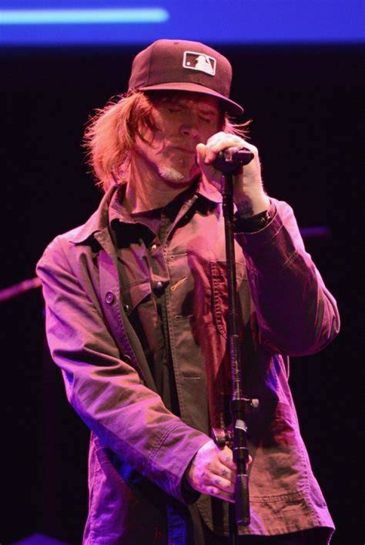 Mark Lanegan - Bio, Age, net worth, height, Wiki, Facts and Family