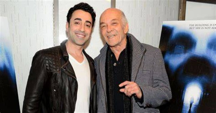 Mark Margolis - Bio, Age, net worth, height, Wiki, Facts and Family