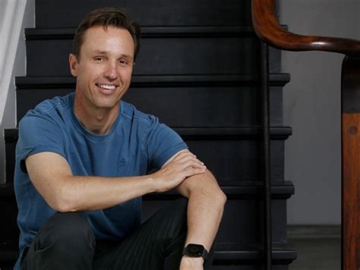 Markus Zusak - Bio, Age, Wiki, Facts and Family