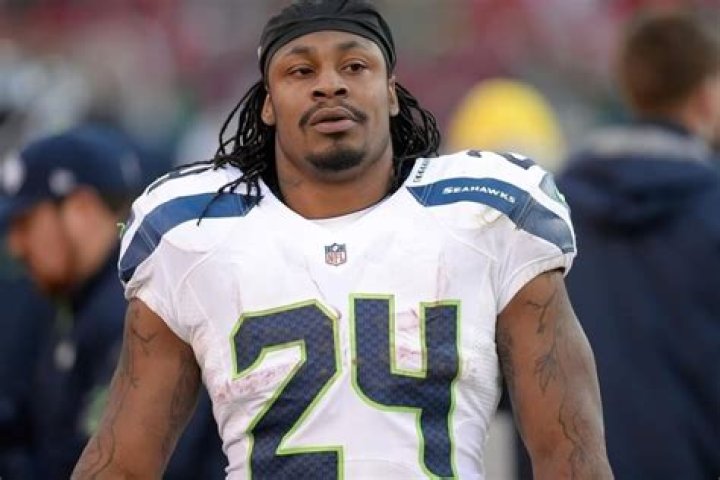 Marshawn Lynch - Bio, Age, net worth, weight, height, Wiki, Facts and Family