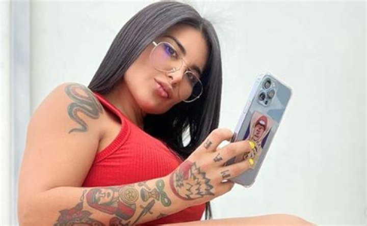 Marzhe Ponce de Leon (webvideostar) - Wikipedia, Age, Net Worth, Biography , Spotify, TikTok, Facebook, Facts and Family