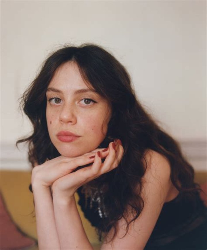 Matilda Mann (singer) - Wikipedia, Age, Net Worth, Biography , Spotify, TikTok, Facebook, Facts and Family