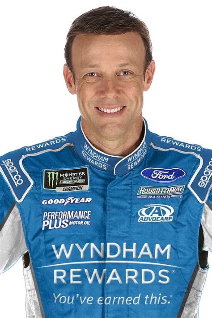 Matt Kenseth - Bio, Age, net worth, height, Wiki, Facts and Family
