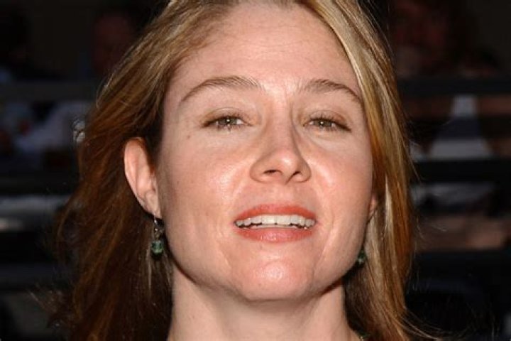 Megan Follows - Bio, Age, Wiki, Facts and Family