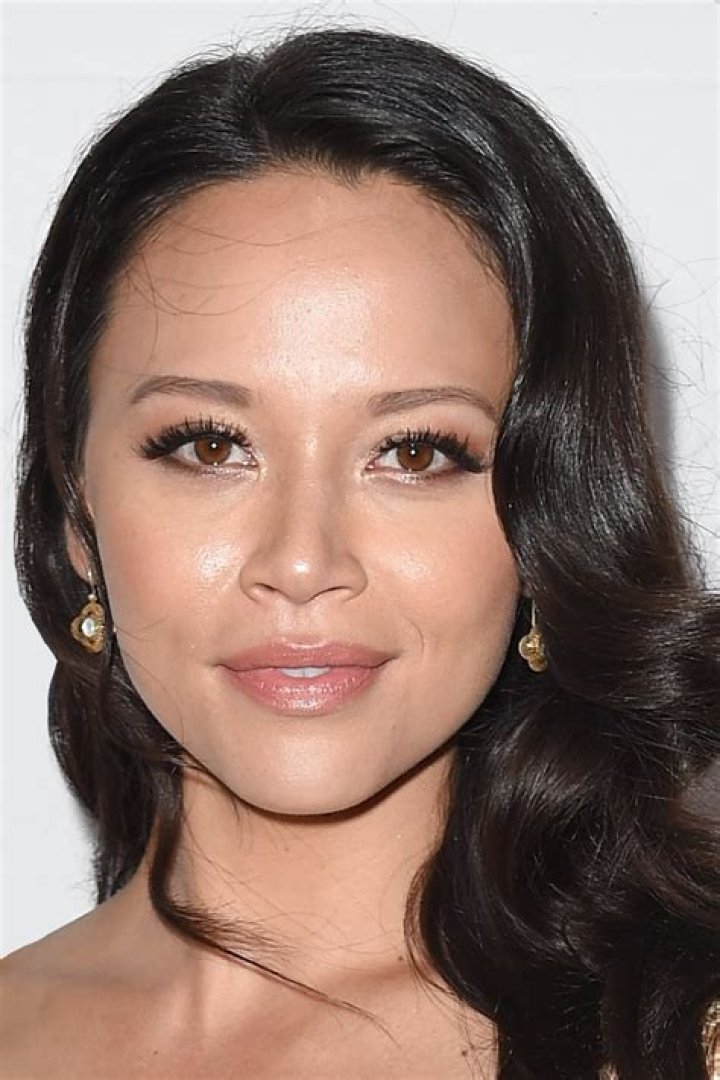 Melissa O'Neil - Bio, Age, Wiki, Facts and Family