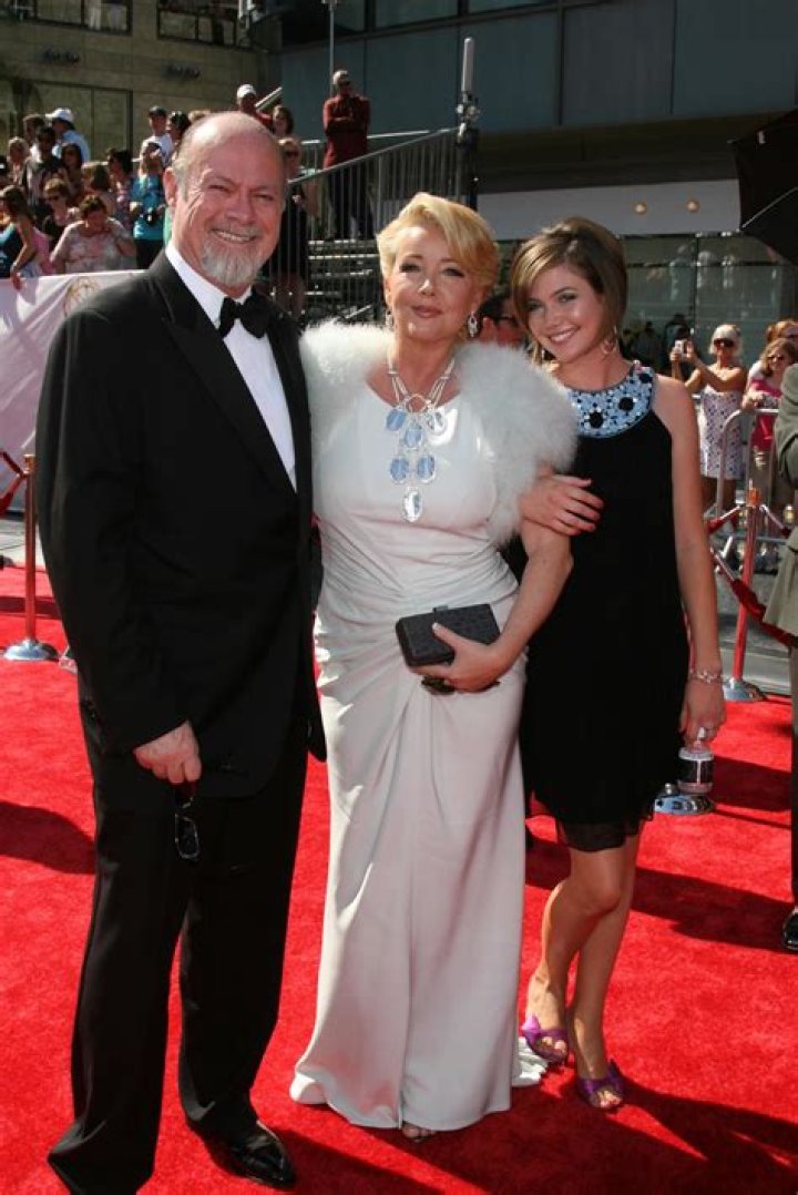 Melody Thomas Scott - Bio, Age, Wiki, Facts and Family