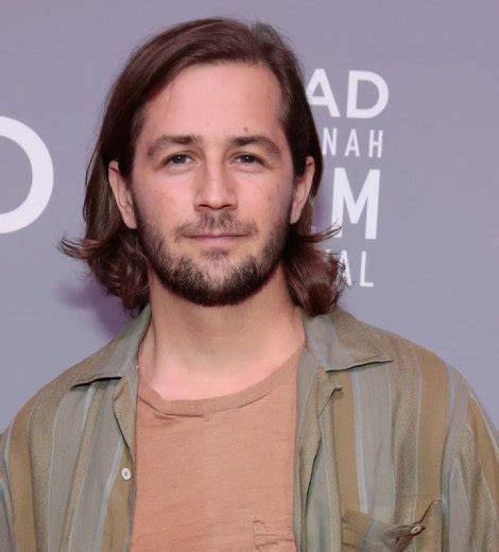 Michael Angarano - Bio, Age, net worth, siblings, weight, height, Wiki, Facts and Family