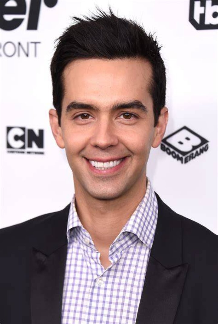 Michael Carbonaro - Bio, Age, net worth, height, Wiki, Facts and Family