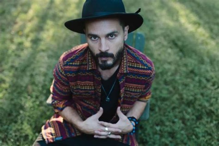 Michael Malarkey - Bio, Age, siblings, Wiki, Facts and Family
