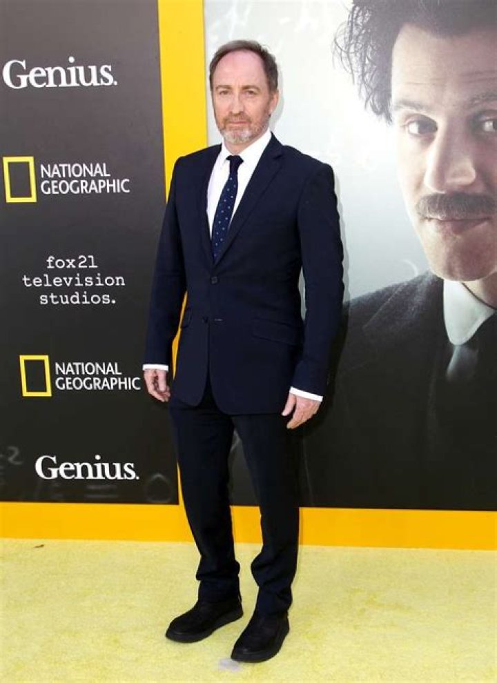 Michael McElhatton - Bio, Age, weight, height, Wiki, Facts and Family