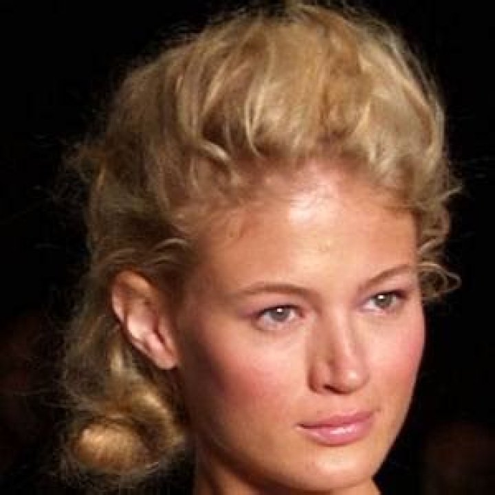 Michelle Buswell - Bio, Age, Wiki, Facts and Family