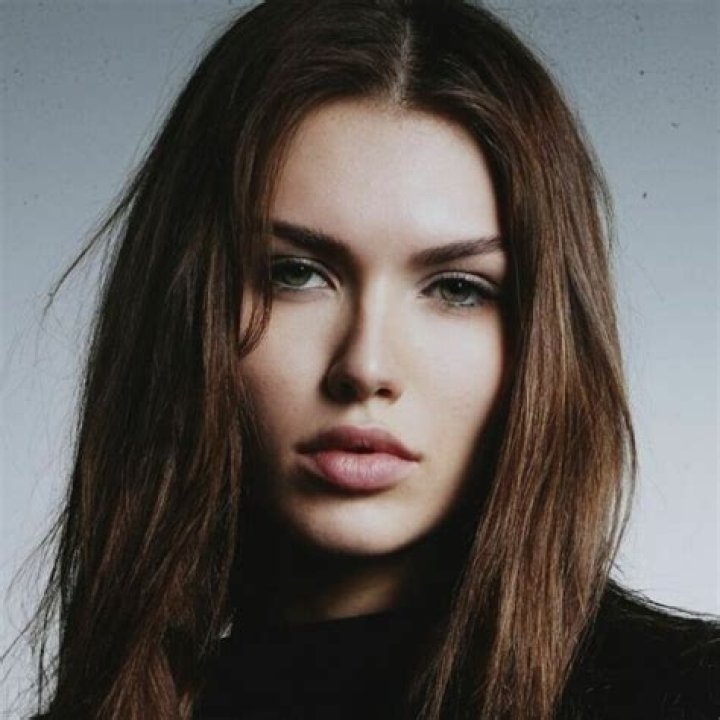 Michelle Wozniak - Bio, Age, Wiki, Facts and Family