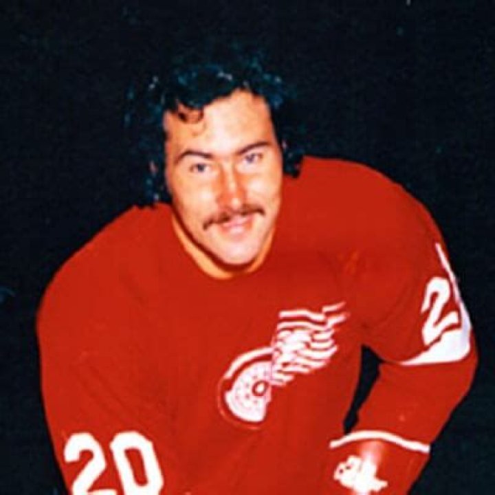Mickey Redmond - Bio, Age, siblings, height, Wiki, Facts and Family
