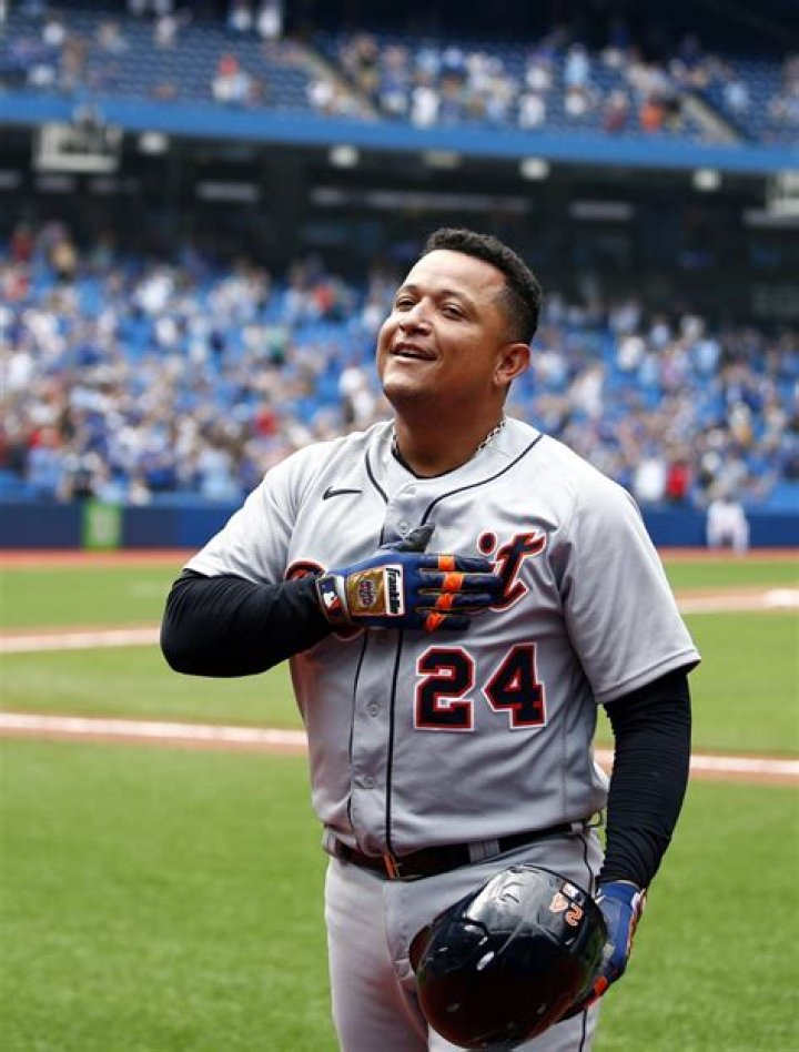 Miguel Cabrera - Bio, Age, net worth, height, Wiki, Facts and Family