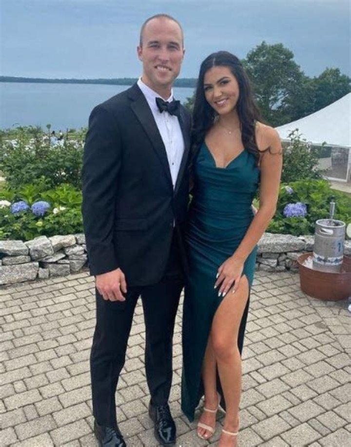 Mikaela Pascal - Bio, Age, Wiki, Facts and Family