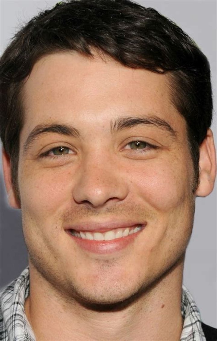 Mike Erwin - Bio, Age, height, Wiki, Facts and Family