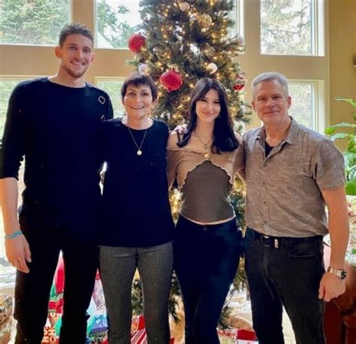 Mike Muscala - Bio, Age, height, Wiki, Facts and Family