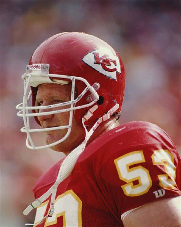 Mike Webster - Bio, Age, Wiki, Facts and Family