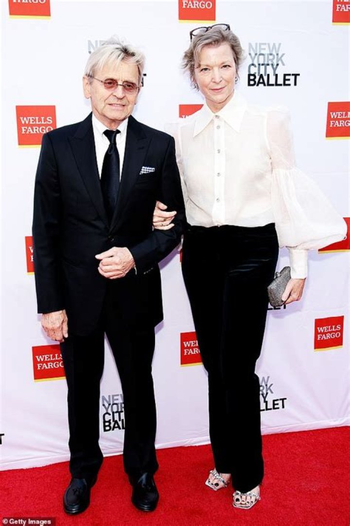 Mikhail Baryshnikov - Bio, Age, height, Wiki, Facts and Family