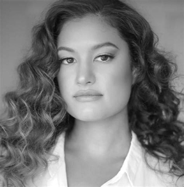 Mina Tobias - Bio, Age, Wiki, Facts and Family