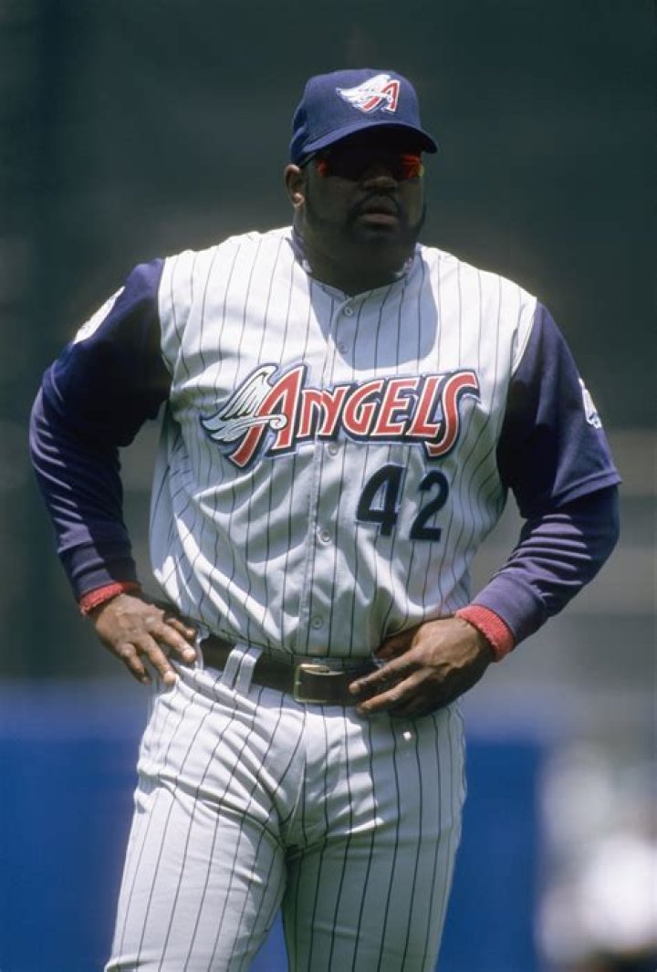 Mo Vaughn - Bio, Age, net worth, weight, Wiki, Facts and Family