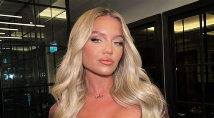 Molly Smith - Bio, Age, Wiki, Facts and Family