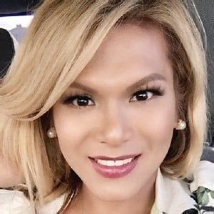Mrs. Dee Penda(webvideostar) - Biography, Age, Net Worth, Wikipedia, Spotify, TikTok, Facebook, Facts and Family