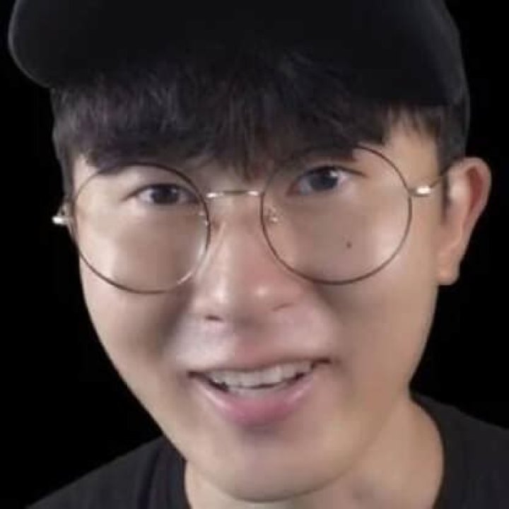 My Korean Dic(webvideostar) - Biography, Age, Net Worth, Wikipedia, Spotify, TikTok, Facebook, Facts and Family