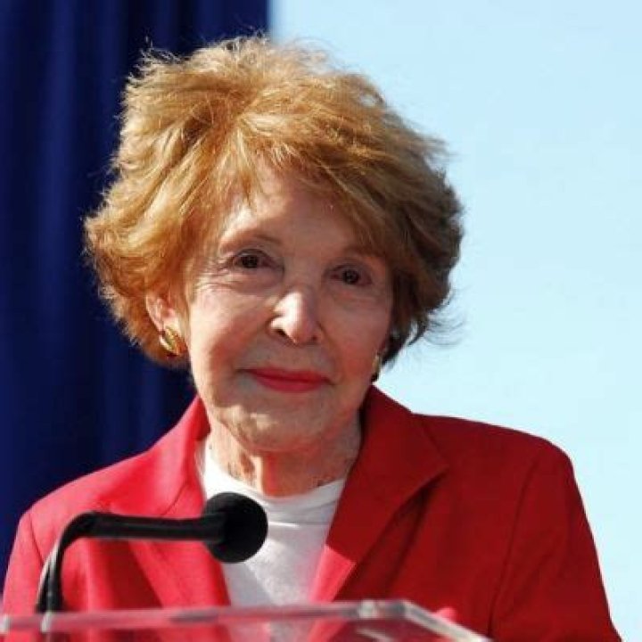 Nancy Reagan - Bio, Age, Wiki, Facts and Family