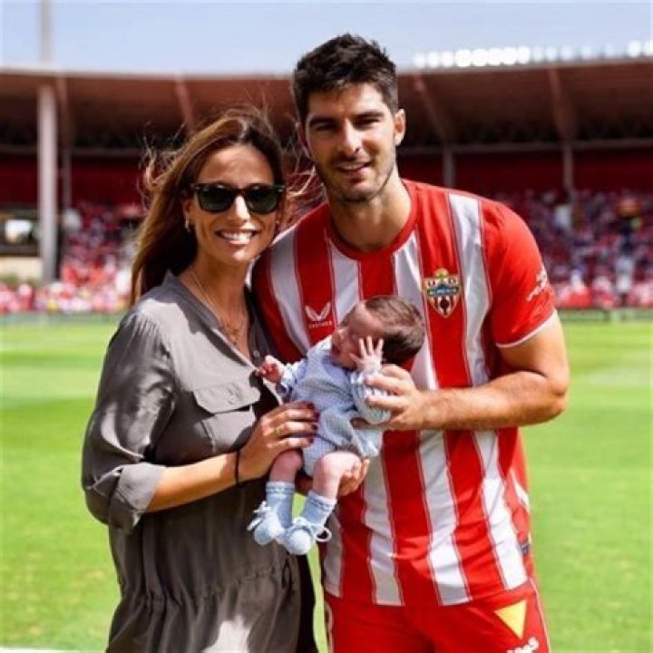Natalia Lorenzo - Bio, Age, Wiki, Facts and Family
