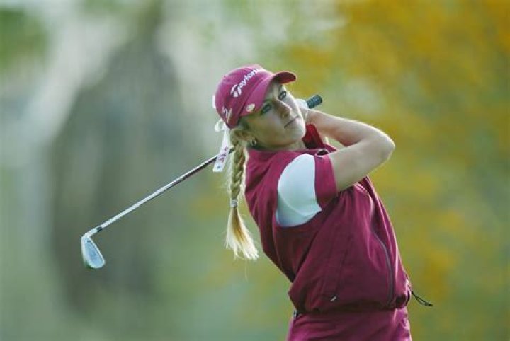 Natalie Gulbis - Bio, Age, Wiki, Facts and Family