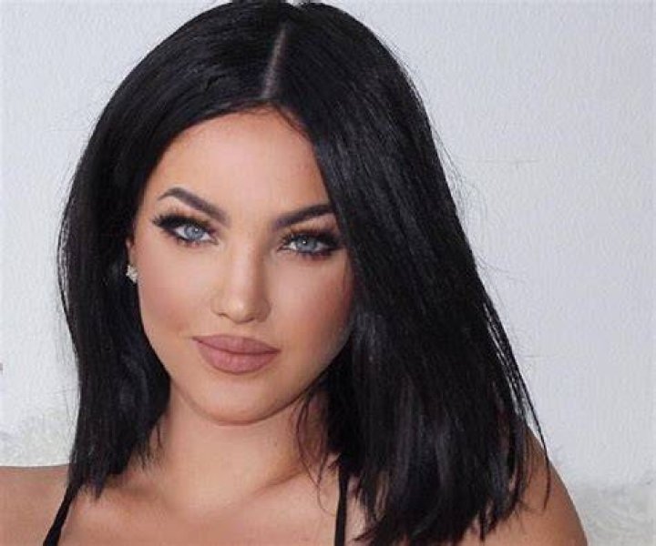 Natalie Halcro - Bio, Age, Wiki, Facts and Family