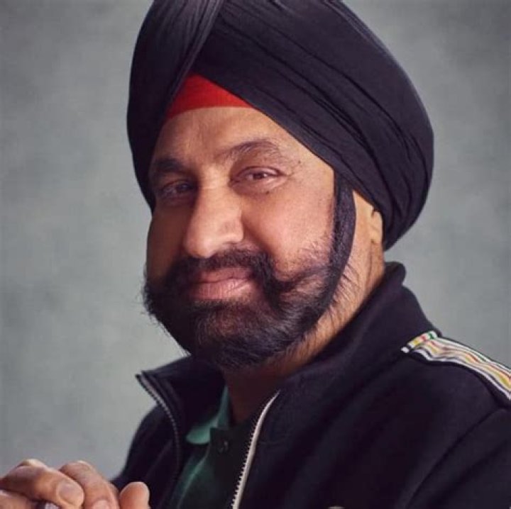 Nav Bhatia - Bio, Age, net worth, Wiki, Facts and Family