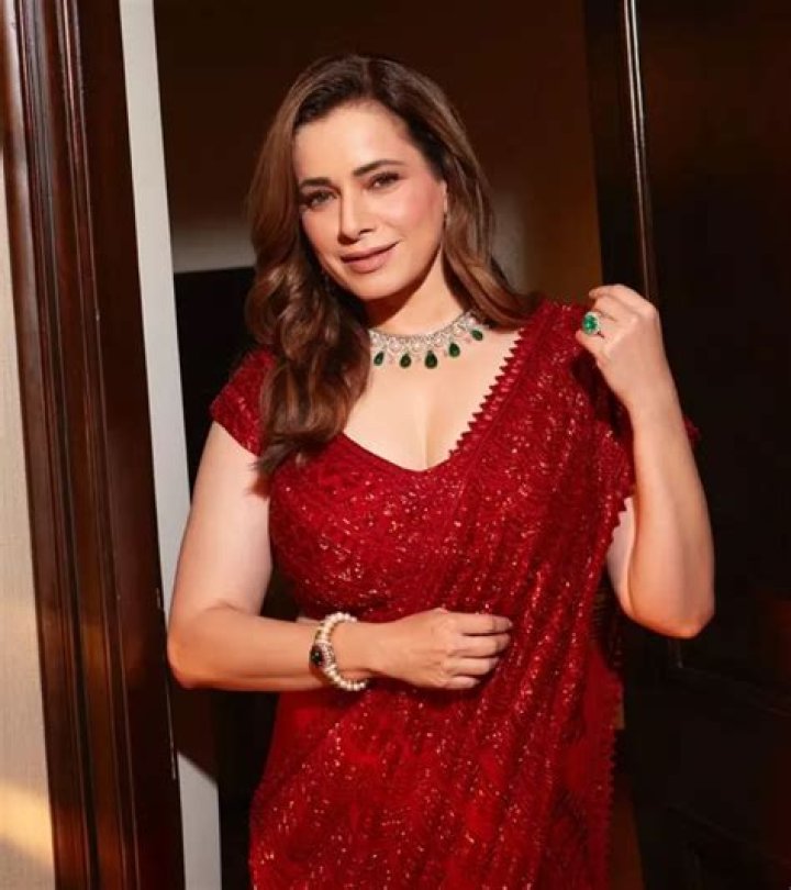 Neelam Kothari - Bio, Age, Wiki, Facts and Family