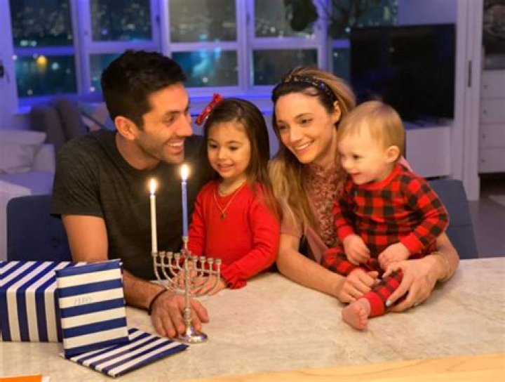 Nev Schulman - Bio, Age, net worth, siblings, Wiki, Facts and Family