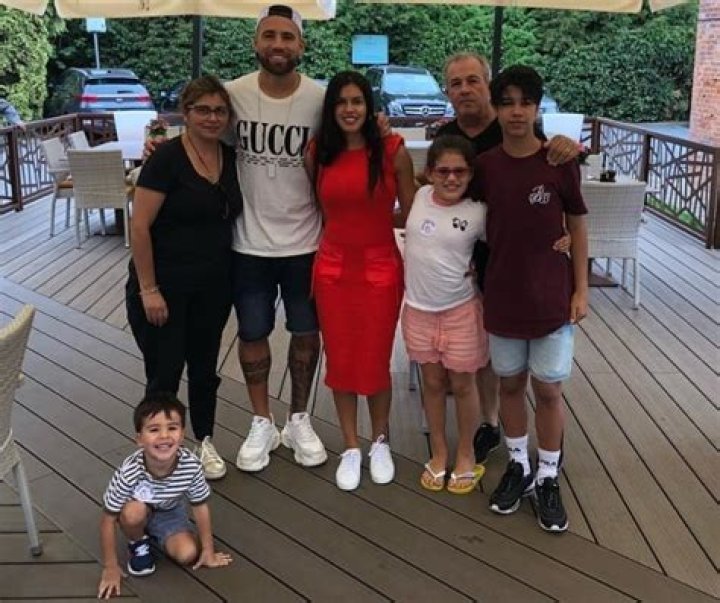 Nicolas Otamendi - Bio, Age, Wiki, Facts and Family