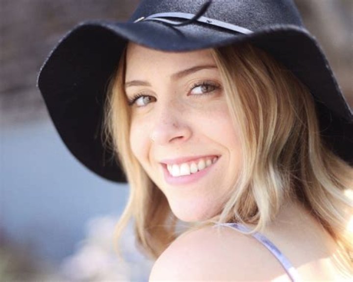 Nina Cheek - Bio, Age, Wiki, Facts and Family
